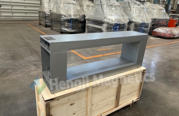 Core Distinction: The Eye and the Hand