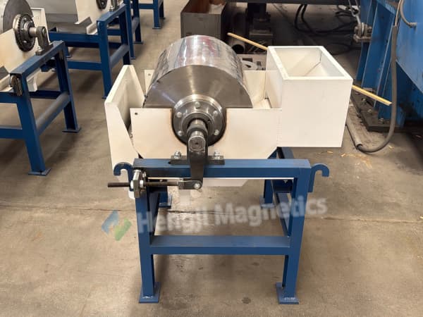 How the Permanent Wet Rotary Drum Magnetic Separator Works 2